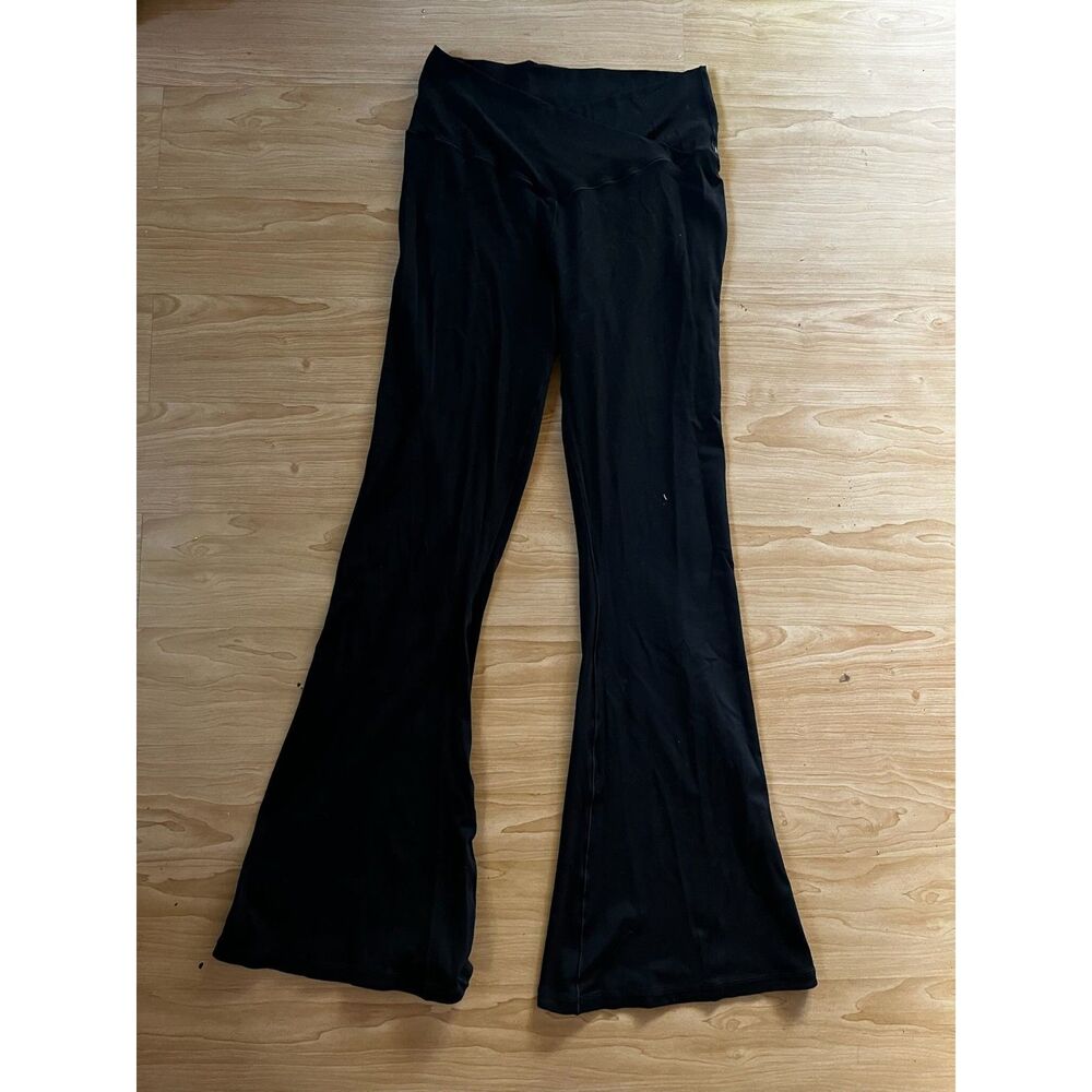 offline by aerie black flare yoga pants XL